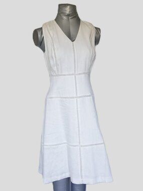 NWT Ann Taylor Petite Linen Blend Cutout Flare Dress White V-Neck Size 2P